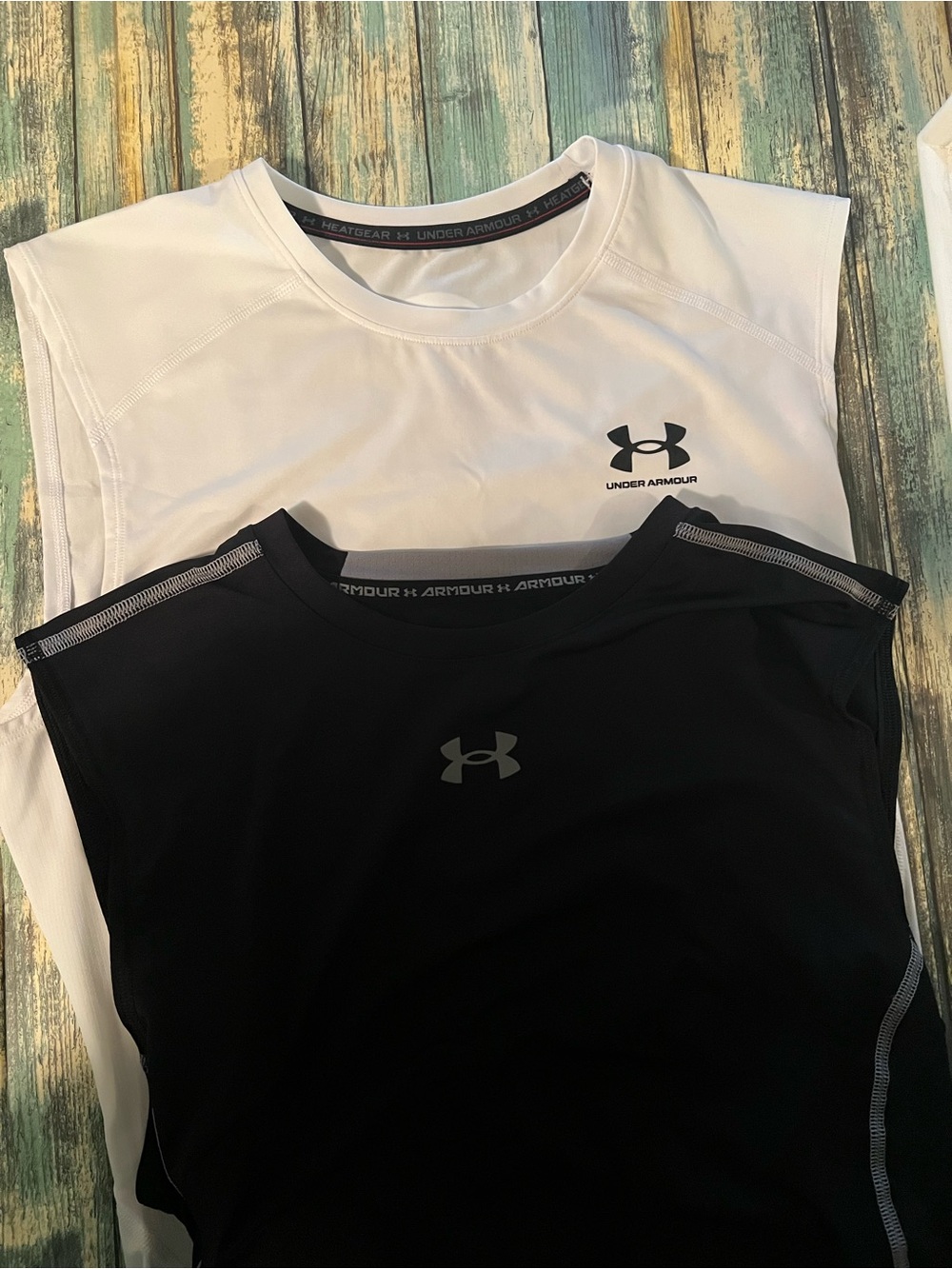 ✨ Under Armour HeatGear Compression Sleeveless Shirt Lot of 2 Black White L
